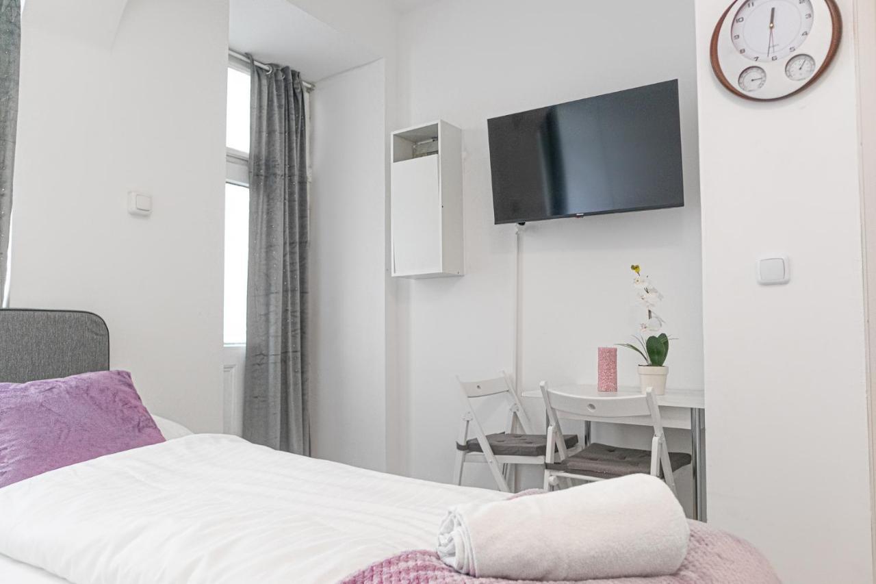 Cozy Room @ Hauptbahnhof - Well Situated & Central Wien Eksteriør bilde